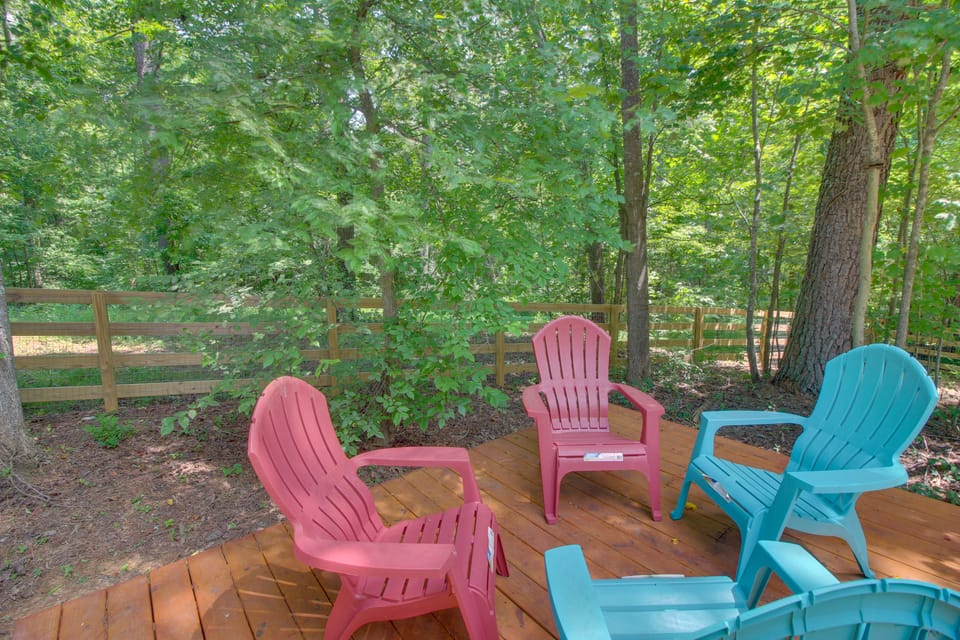 Unique Dome Home w/ Deck in Smoky Mountains Apartment in Center Hill Lake