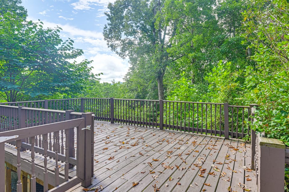 5-Story Group Getaway w/ Game Room in Franklin! House in Tennessee