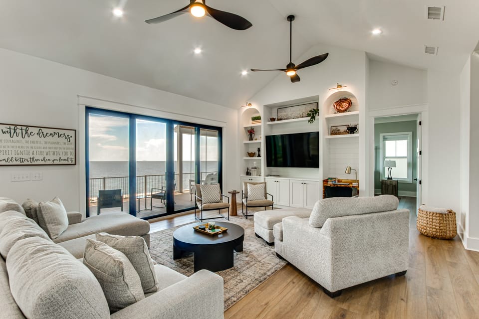 Luxury Beachfront Living! Epic Ocean Springs Home House in Mississippi