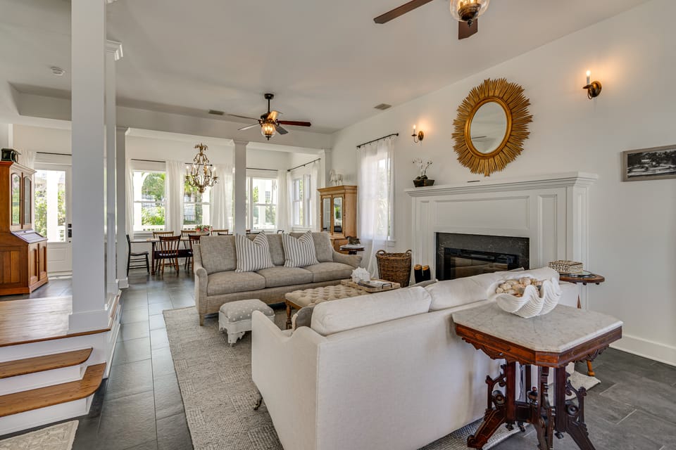 Luxe Pine Island Living: Historic Old Florida Gem! House in Bokeelia