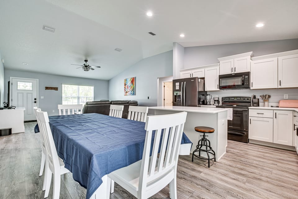 Arcade Games, Lanai & Spa: Summerfield Family Home House in Florida