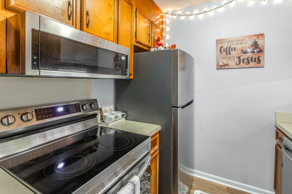 1/2 Mi to Shore: Condo w/ Balcony in Myrtle Beach! Apartment in Myrtle Beach