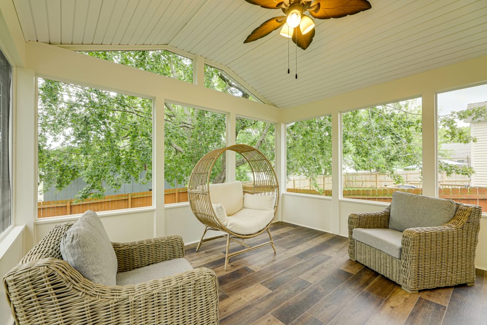 Modern Comfort Near Columbus: Home w/ Yard & Porch House in Ohio