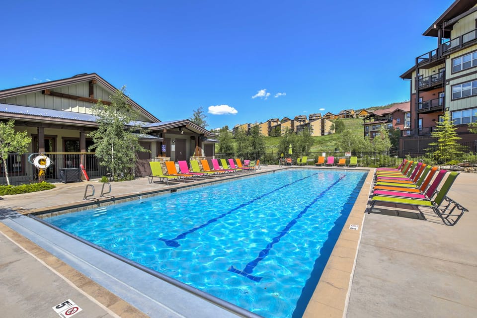 Granby Ranch Escape: Shuttle to the Slopes! Apartment in Granby