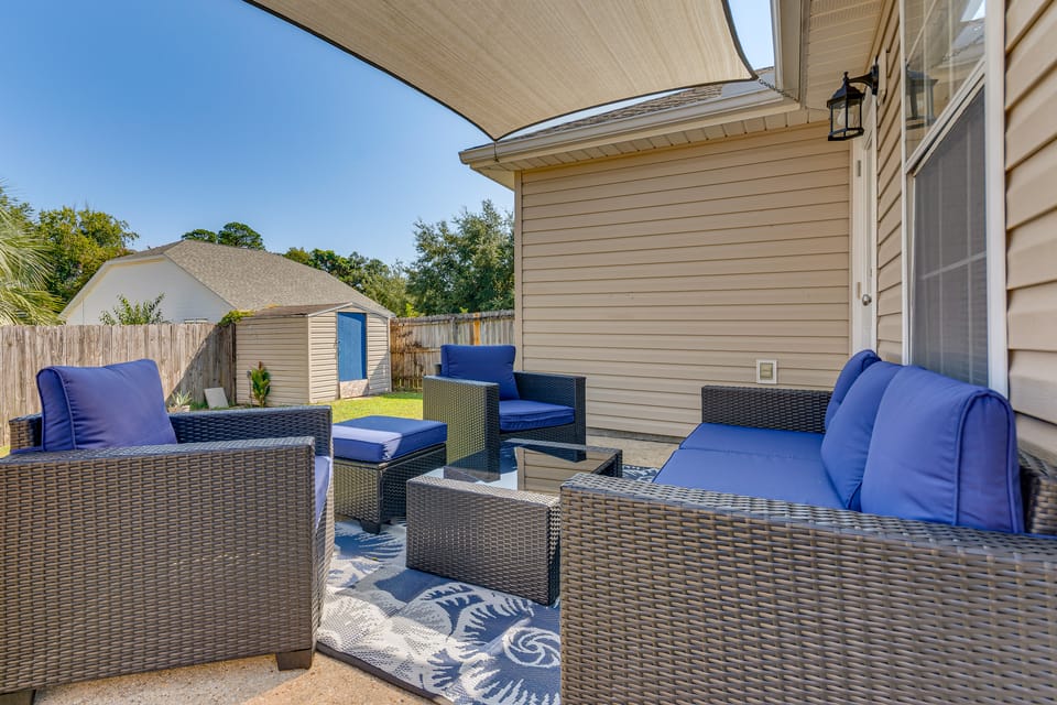 11 Mi to Beach: Quiet Gulf Breeze Gem Near Dtwn House in Alabama