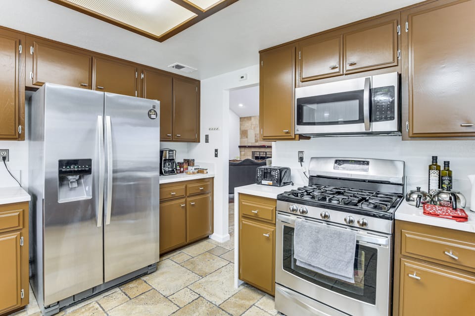 Spacious Getaway w/ Pool in La Mesa! House in Casa De Oro-Mount