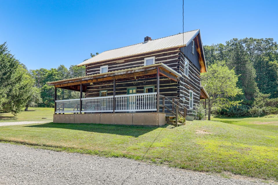 5 Mi to State Parks: Penfield Cabin w/ Fire Pit! House in Allegheny River