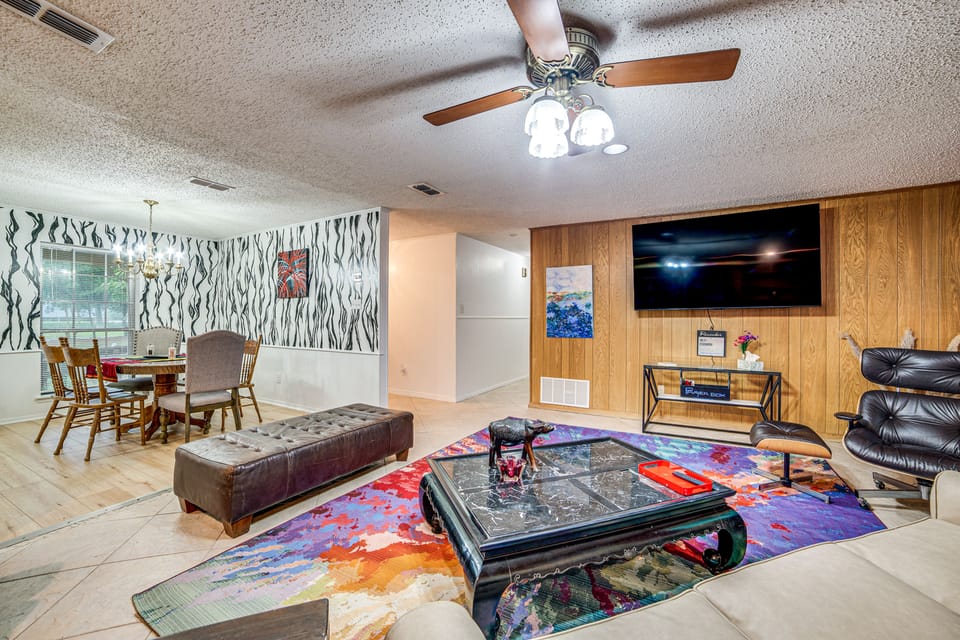 Family Getaway on 4 Acres in Mineola! House in Texas