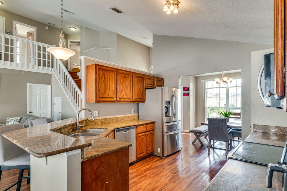Family Oasis w/ Game Room & Pool in Davenport! House in Four Corners