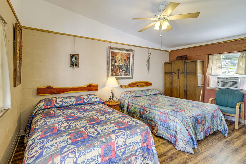 8 Mi to Lake Whitney State Park: Quaint Studio! Apartment in Texas
