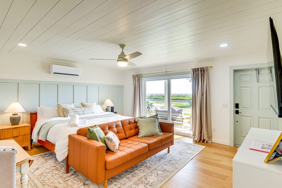 Steps to Shore: Studio w/ Patio in Flagler Beach Apartment in Flagler Beach