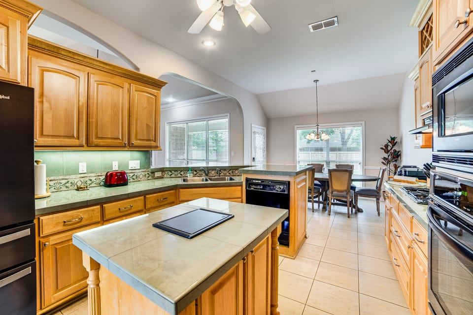 8 Mi to Lake Palestine: Peaceful Family Retreat House in Texas