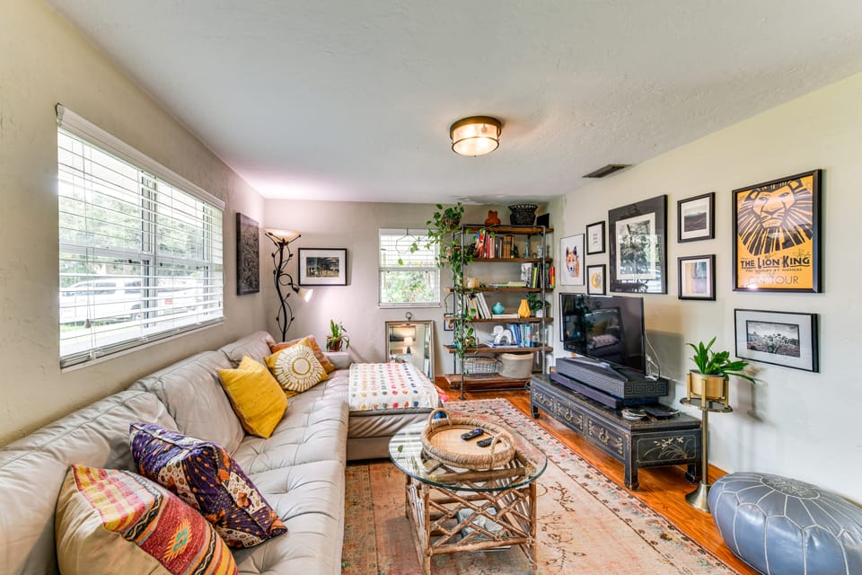 < 3 Mi to Dtwn: Pet-Friendly Sarasota Stay w/ Yard House in Sarasota