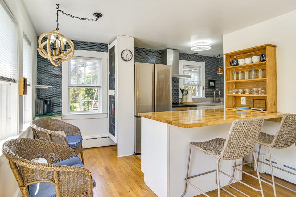 1 Mi to Beach: Home w/ Bocce Court in Cape Cod House in West Yarmouth