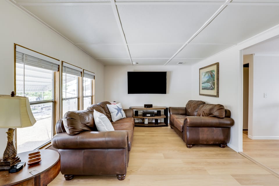 Fish & Boat On-Site! Waterfront Florida Keys Home House in Marathon