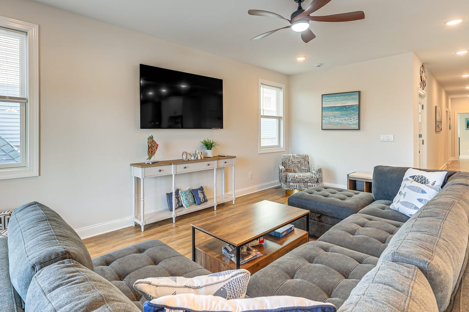Walk to Beach & Morey’s Piers: Family Getaway! Apartment in Wildwood
