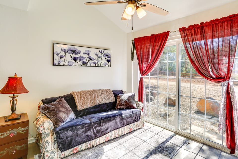 Private Horse Stall: Unplug at Shingletown Home! House in Shingletown