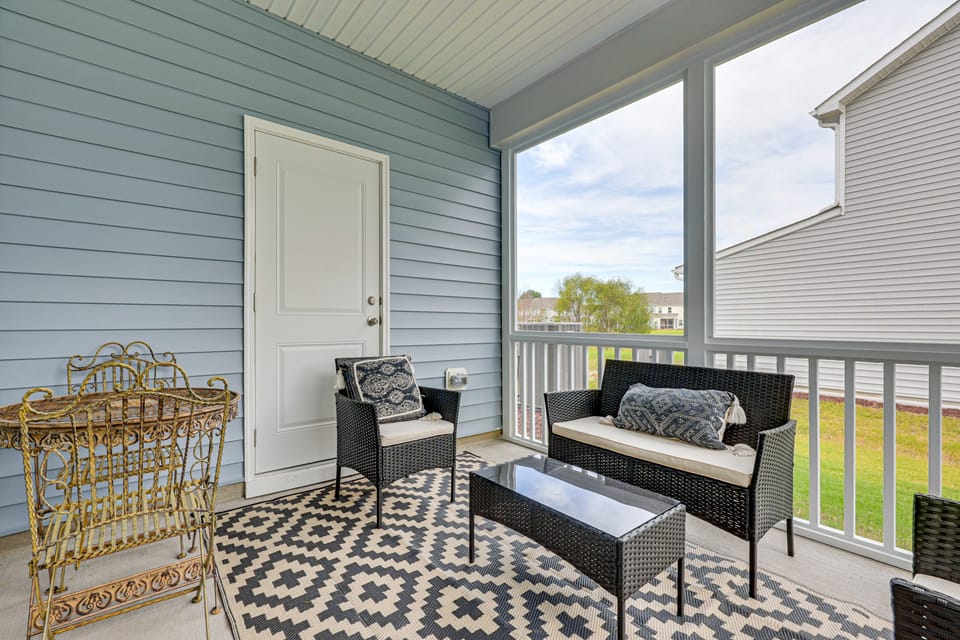 Screened Patio: Townhome 3 Mi to Dtwn Wilson! Apartment in Wilson
