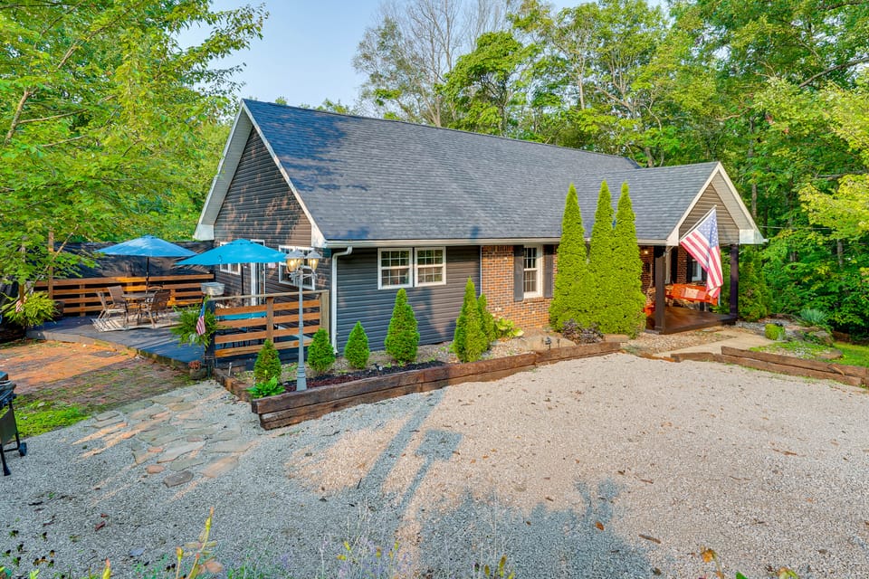 Pet-Friendly Otter Creek Rec Area Retreat House in Indiana