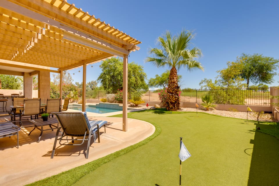 Private Pool & Fairway View: Phoenix Golf Retreat! House in Phoenix