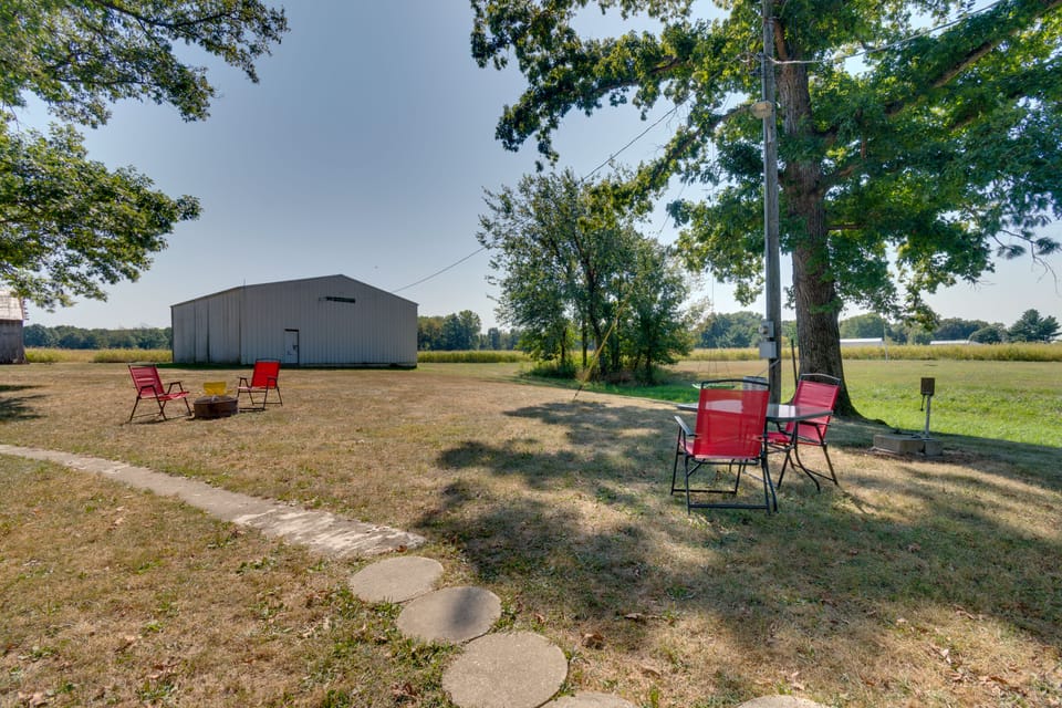 10 min to Elmarra River: Pets Welcome! House in Illinois