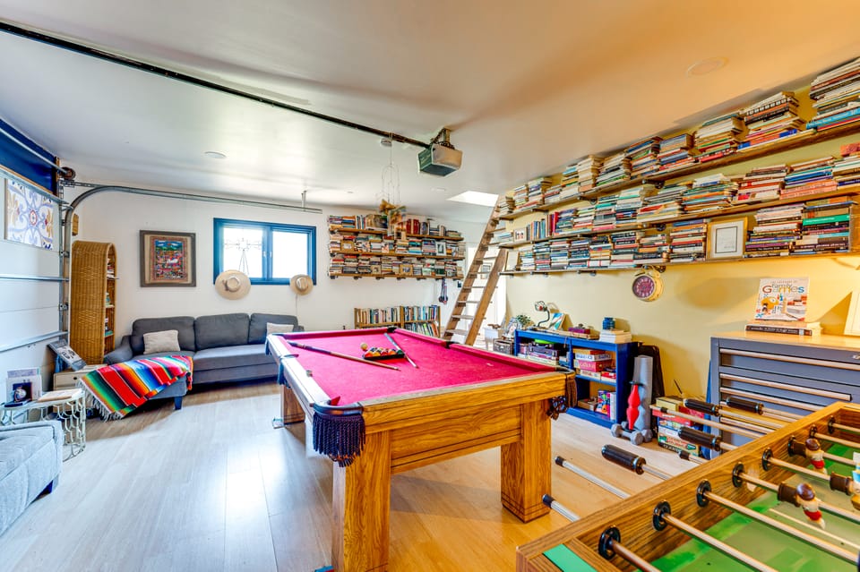 Trail Access, Hot Tub: Lakefront Boulder Retreat! House in Colorado