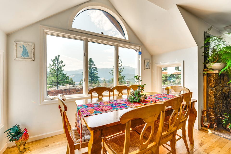 Trail Access, Hot Tub: Lakefront Boulder Retreat! House in Colorado