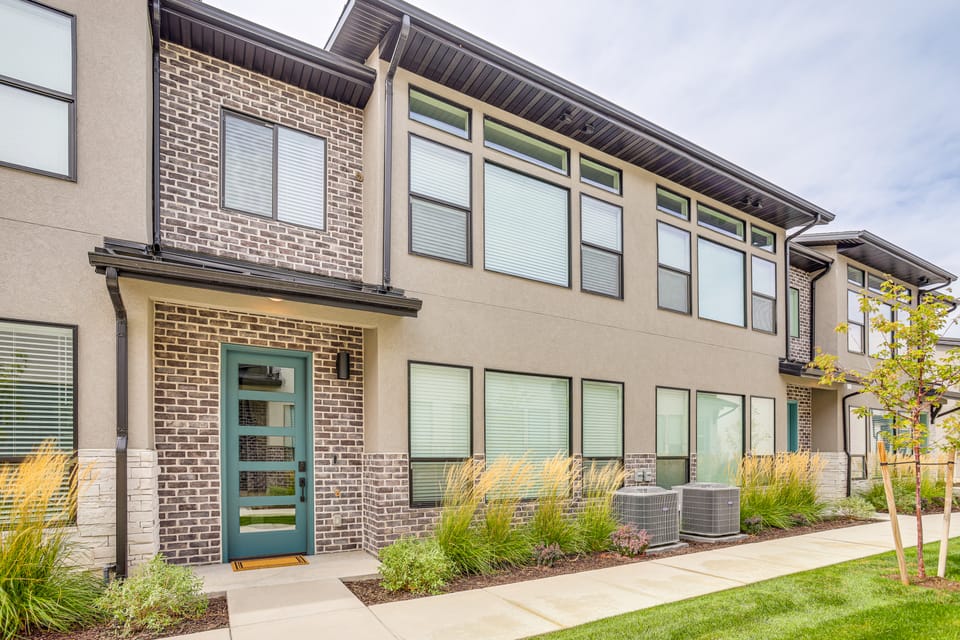 Hike & Ski: Townhome 8 Mi to Dtwn Ogden! Apartment in Utah