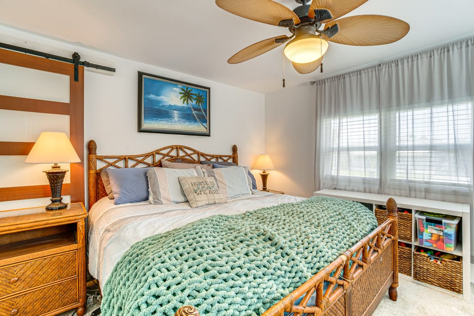 4 Mi to Dtwn Sarasota! Family Home w/ Pool Access House in Sarasota
