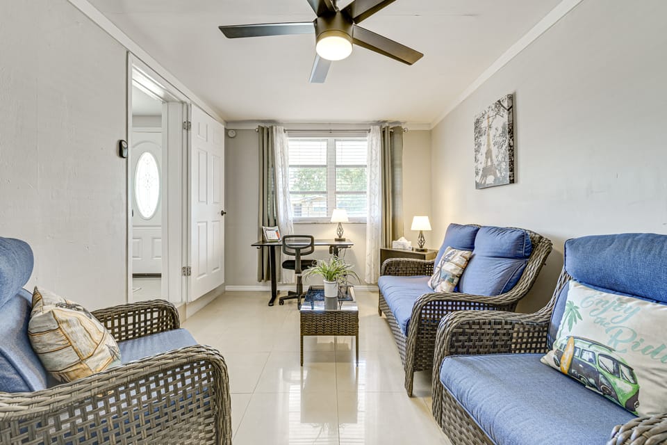 Home w/ Expansive Patio, 3 Mi to Busch Gardens! House in Tampa