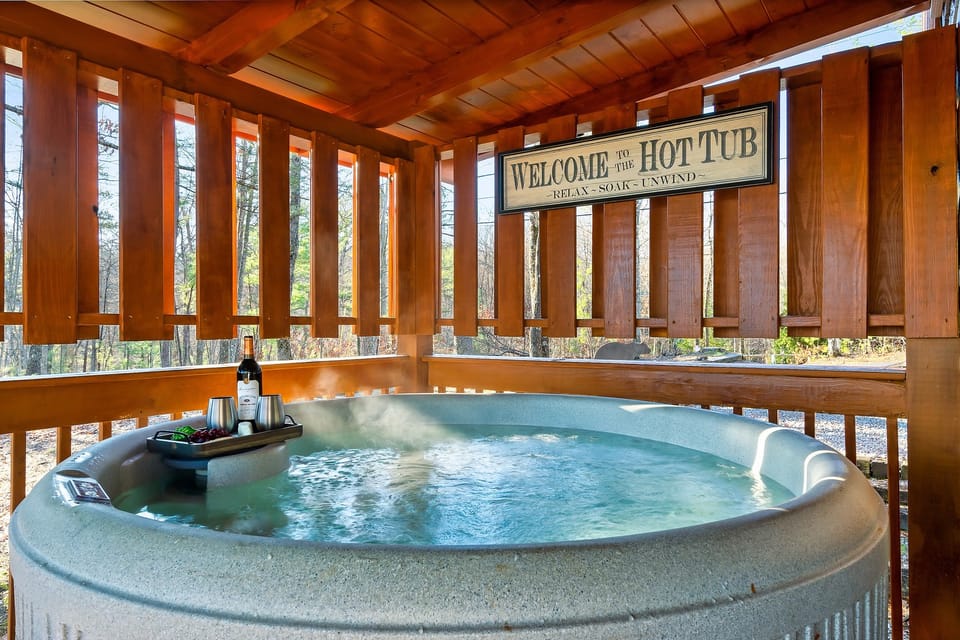 Total Privacy + Stunning Views in Smoky Mountains! House in Sevier County