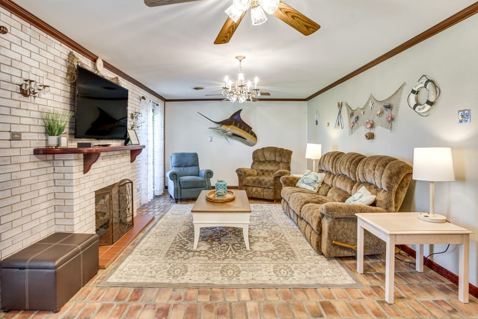 Fish & Explore: Serene Home on Bayou Petit Caillou House in Louisiana