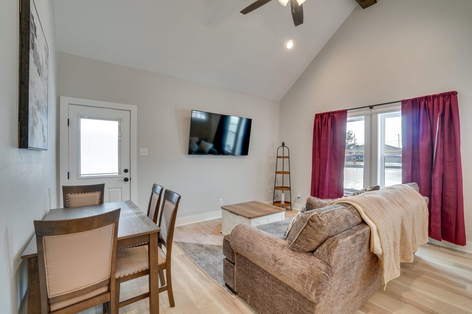 7 Mi to AFB: Central & Modern San Angelo Home House in San Angelo