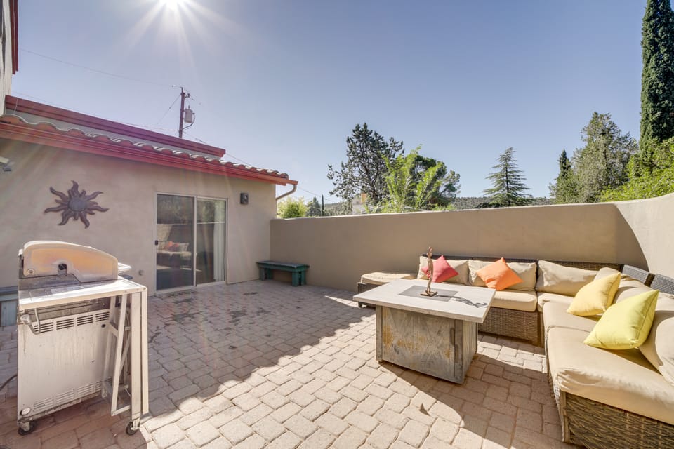 Thunder Mtn Views: Walkable Home in West Sedona! House in Sedona
