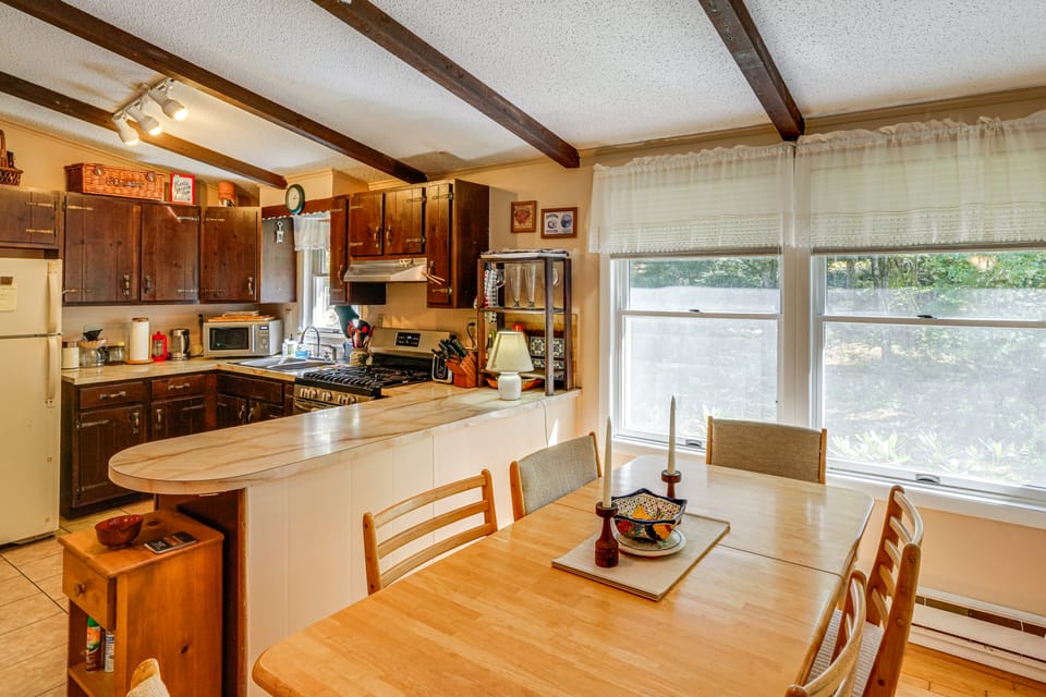 Quiet All-Season Creekside Escape in Upstate! House in Berkshires