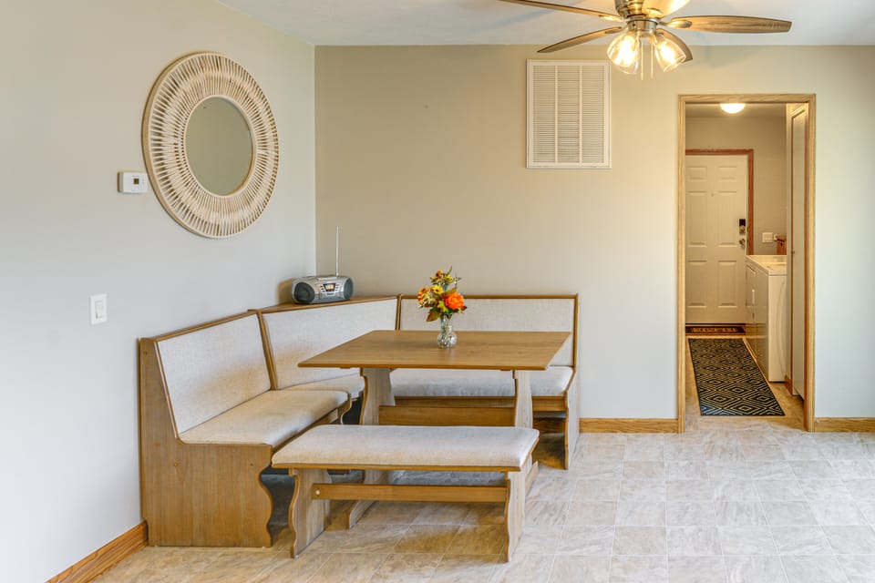 Lake View Home w/ Deck, Yard & Fire Pit! House in Michigan