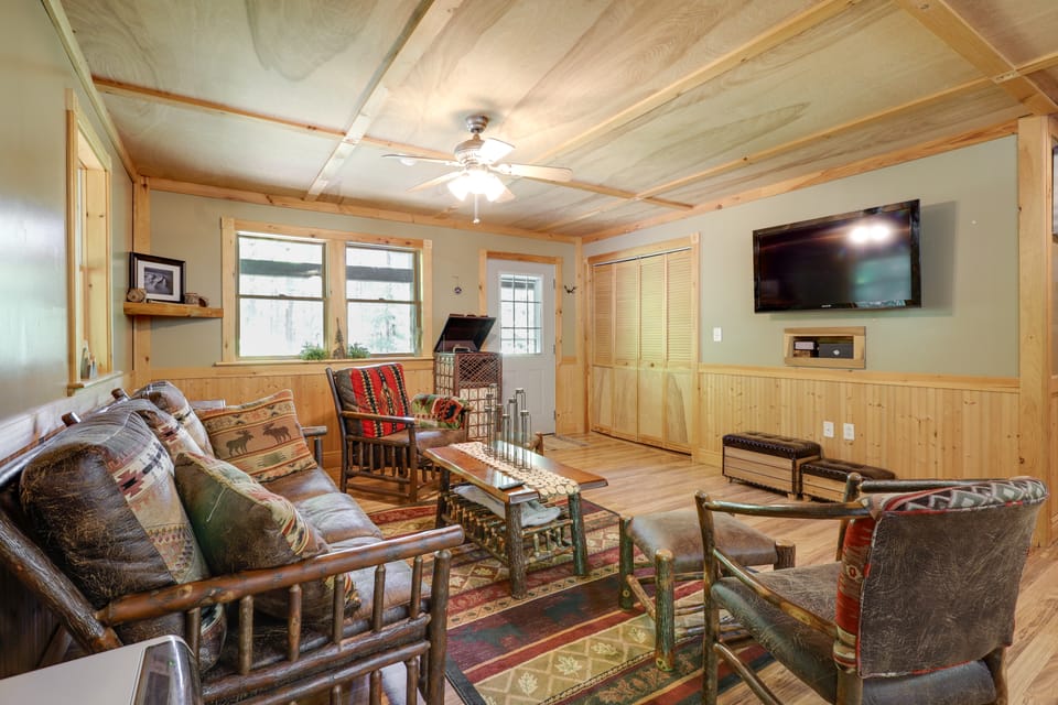 Game Room + Lake Access: Wooded Retreat in Jay House in Adirondack Mountains