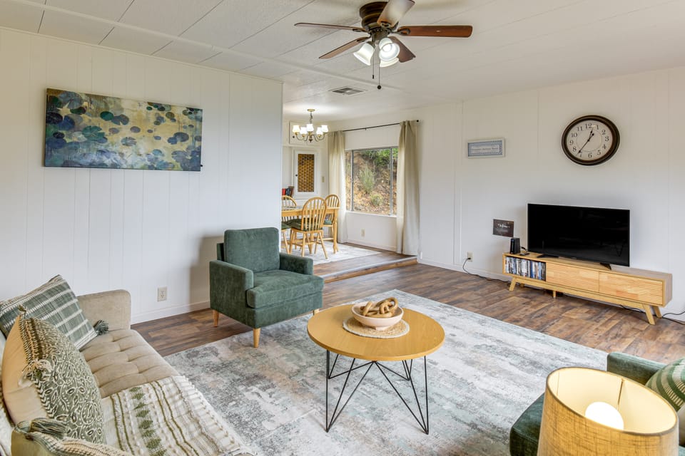 Mtn-View Coulter Escape w/ Rustic Tree Lookout House in Tuolumne County