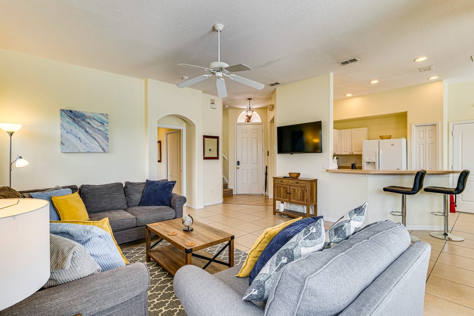 8 Mi to Disney! Villa w/ Heated Pool & Games Villa in Four Corners