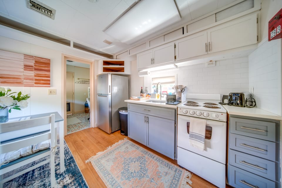 ‘The Artiste,' Converted Railcar in DuBois! House in Allegheny River