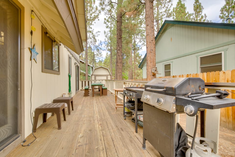 5 Mi to Fresh Powder! Big Bear Family Home House in Southern California