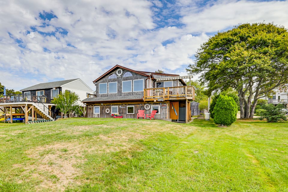 Dock + Water Access: Charlestown Beach Escape! House in Charleston