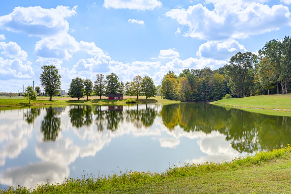 Fish, Unplug & Unwind! Countryside Plymouth Home House in Ohio