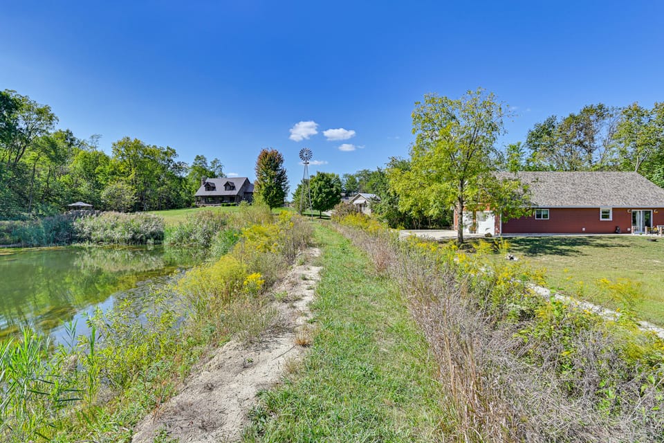 4 Mi to Erie Canal Park: 1BR w/ Trail Access Apartment in Indiana