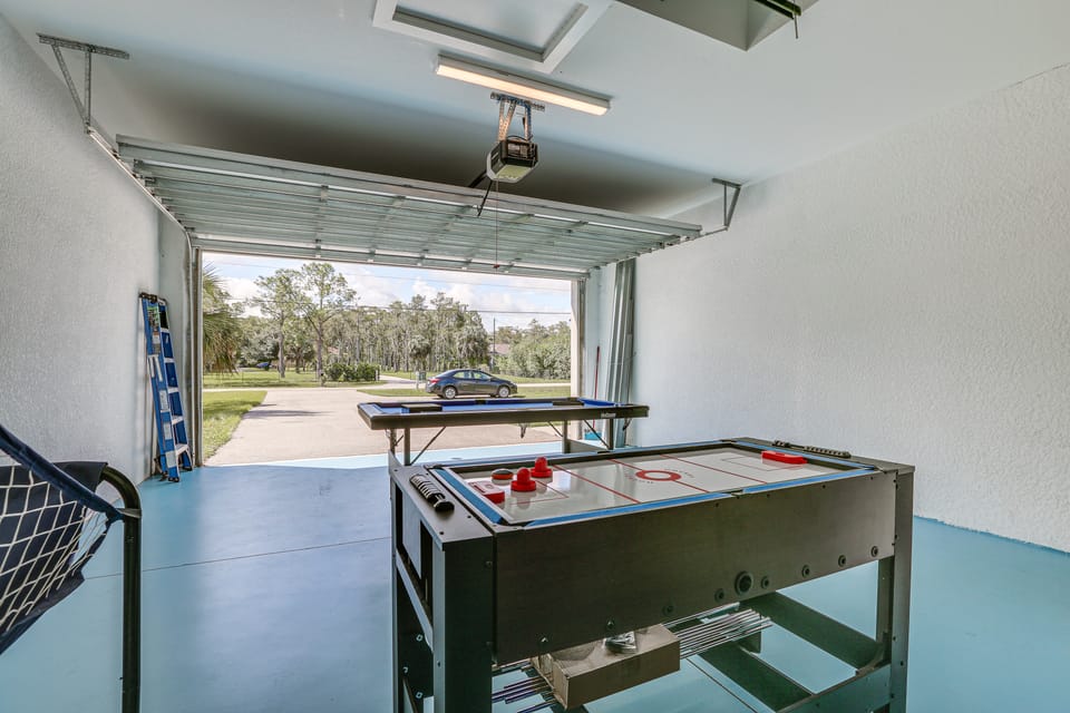 Quiet Naples Escape w/ Patio by Golfing + Parks House in Collier County