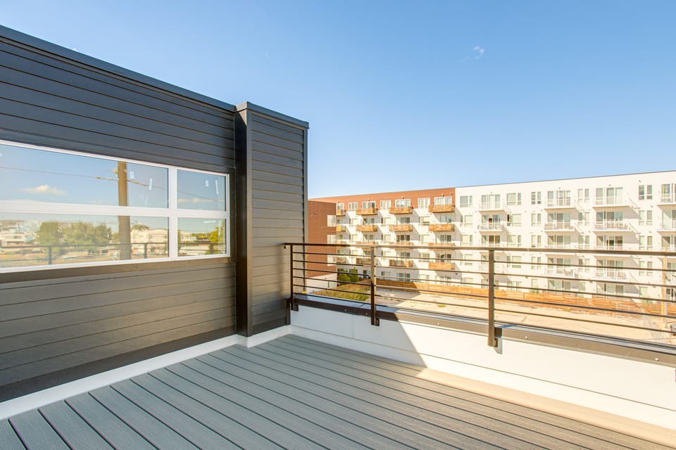 Modern Denver Gem Near DU, Parks & Shops! Apartment in Denver