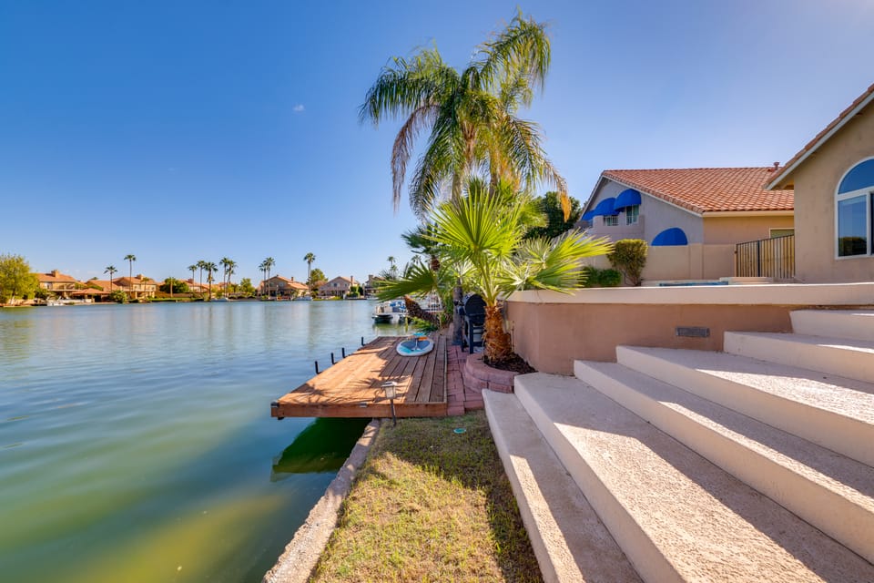 Lakefront Living! Huge Phoenix Home w/ Pool Table House in Phoenix