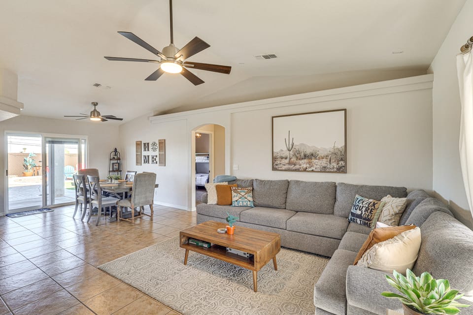 Pool, Games & Views! Lake Havasu City Family Home House in Lake Havasu City