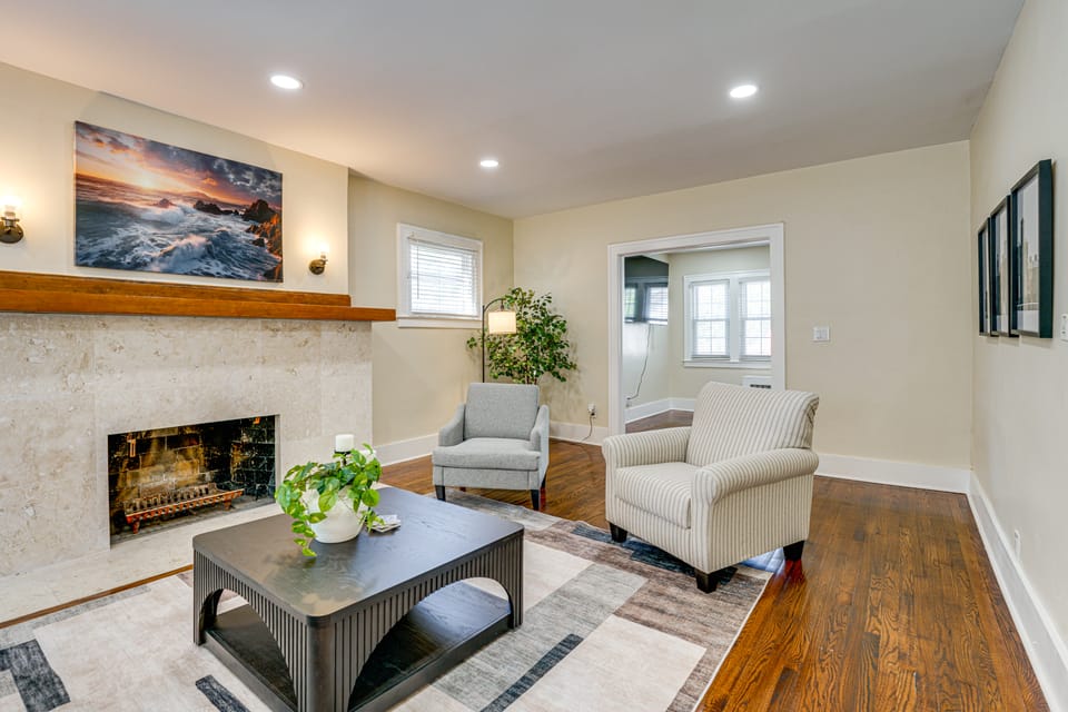 5 Mi to Dtwn Detroit: Pet-Friendly ‘Edison Home’ House in Detroit