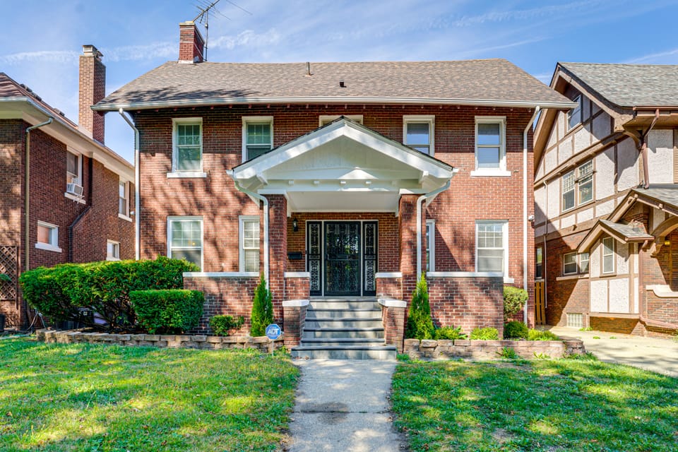 5 Mi to Dtwn Detroit: Pet-Friendly ‘Edison Home’ House in Detroit